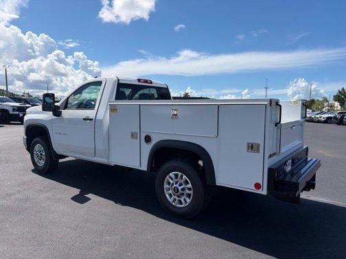 Summit White 2026 Chevrolet Silverado 2500 WT