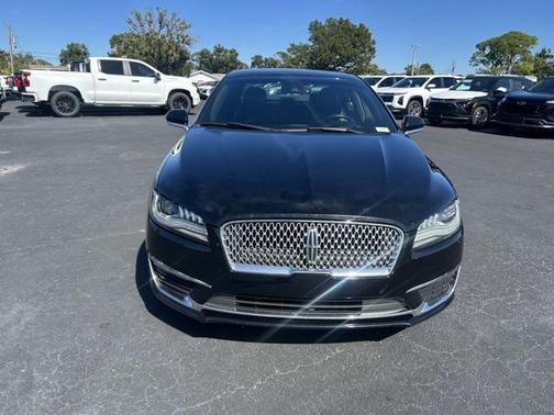 2017 Lincoln MKZ Base