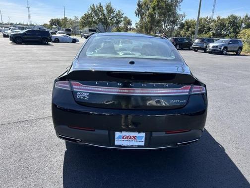 2017 Lincoln MKZ Base