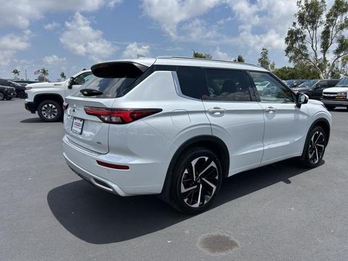 2023 Mitsubishi Outlander SEL 2.5 S-AWC