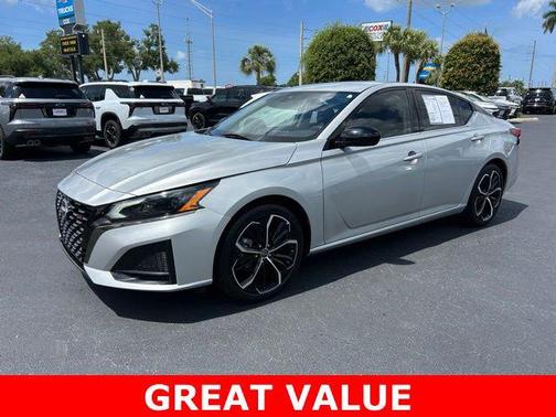 Brilliant Silver Metallic 2025 Nissan Altima SR FWD