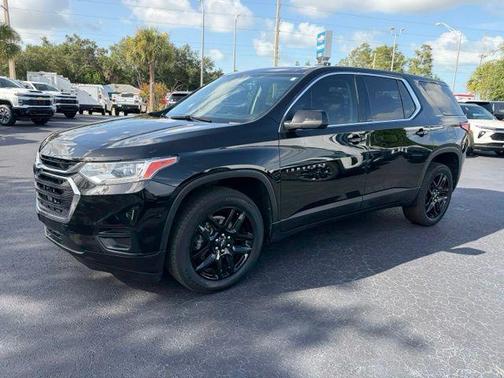 Mosaic Black Metallic 2021 Chevrolet Traverse LS