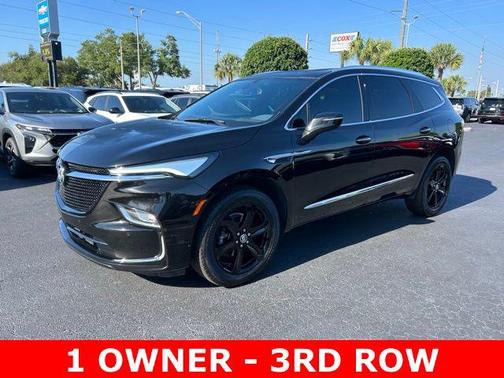 2023 Buick Enclave Essence FWD
