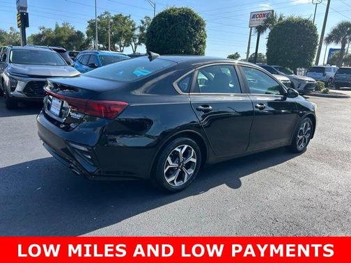 Aurora Black 2019 Kia Forte LXS