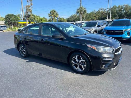 Aurora Black 2019 Kia Forte LXS