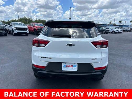 Summit White 2023 Chevrolet Trailblazer LS
