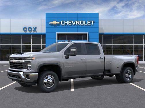 Sterling Gray Metallic 2026 Chevrolet Silverado 3500 LT
