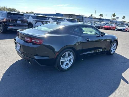 2023 Chevrolet Camaro 1LT