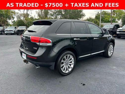 Tuxedo Black Metallic 2013 Lincoln MKX Base