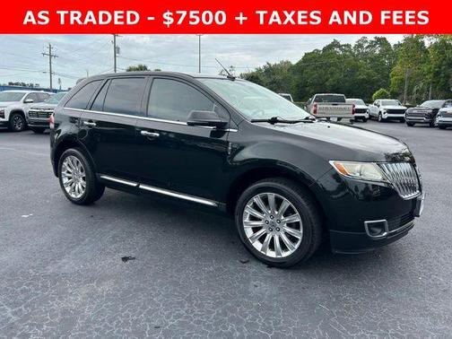 Tuxedo Black Metallic 2013 Lincoln MKX Base