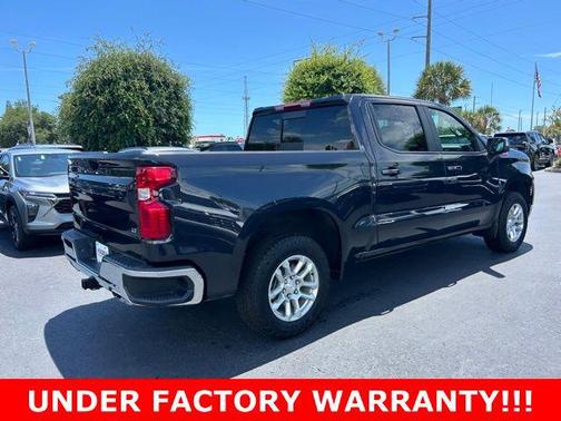 Dark Ash Metallic 2024 Chevrolet Silverado 1500 LT