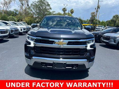 Dark Ash Metallic 2024 Chevrolet Silverado 1500 LT