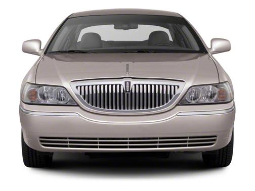 2010 Lincoln Town Car Signature