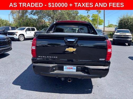 Black 2013 Chevrolet Avalanche LTZ
