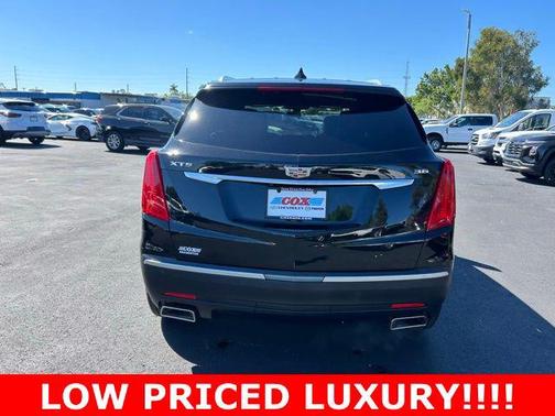 Stellar Black Metallic 2018 Cadillac XT5 Base
