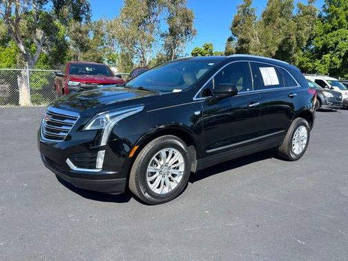 Stellar Black Metallic 2018 Cadillac XT5 Base