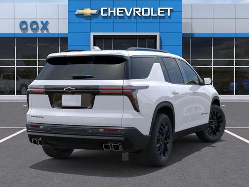 Summit White 2026 Chevrolet Traverse LT