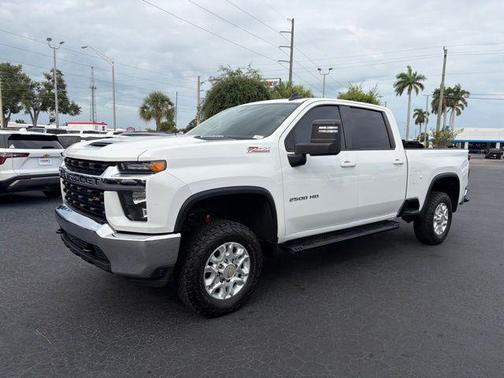 Summit White 2023 Chevrolet Silverado 2500 LT