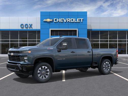 Lakeshore Blue Metallic 2026 Chevrolet Silverado 2500 Custom