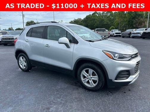 Silver Ice Metallic 2019 Chevrolet Trax LT