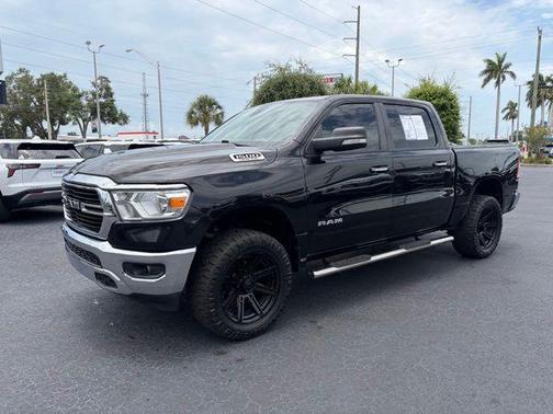 Diamond Black Crystal Pearlcoat 2019 RAM 1500 Big Horn