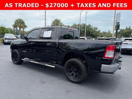 Diamond Black Crystal Pearlcoat 2019 RAM 1500 Big Horn