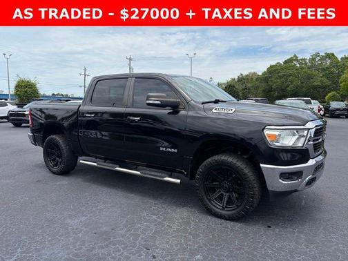 Diamond Black Crystal Pearlcoat 2019 RAM 1500 Big Horn