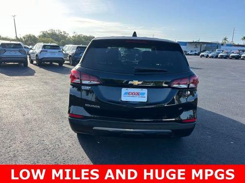 Mosaic Black Metallic 2024 Chevrolet Equinox 1LT