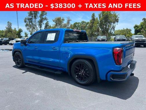 Dynamic Blue Metallic 2022 GMC Sierra 1500 Elevation
