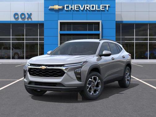 Sterling Gray Metallic 2026 Chevrolet Trax LT