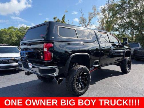 Black 2022 Chevrolet Silverado 2500 LTZ