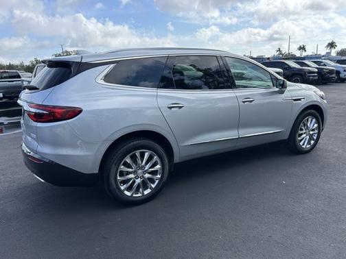 2021 Buick Enclave FWD Essence