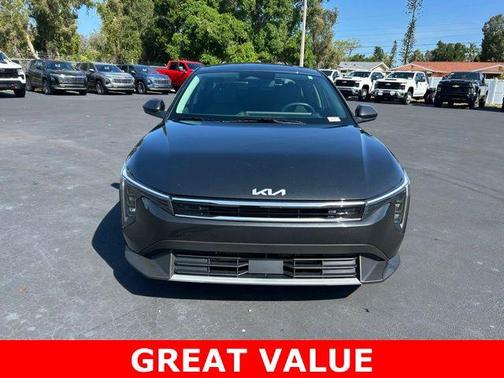 Interstellar Gray 2025 Kia K4 EX