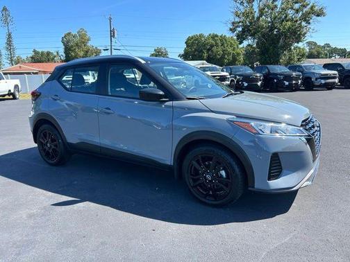 Gray/Super Black 2023 Nissan Kicks SV