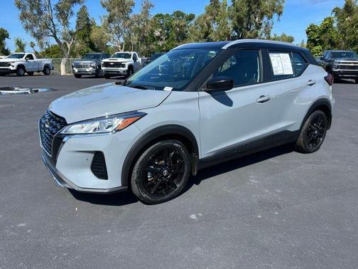 Gray/Super Black 2023 Nissan Kicks SV