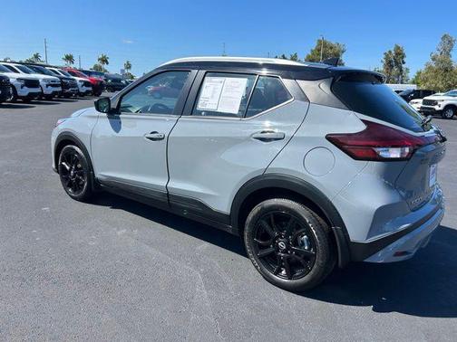 Gray/Super Black 2023 Nissan Kicks SV