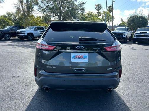 Magnetic Metallic 2020 Ford Edge SE