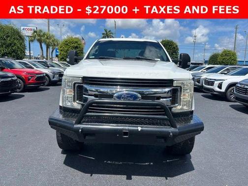 Oxford White 2017 Ford F-250 XLT