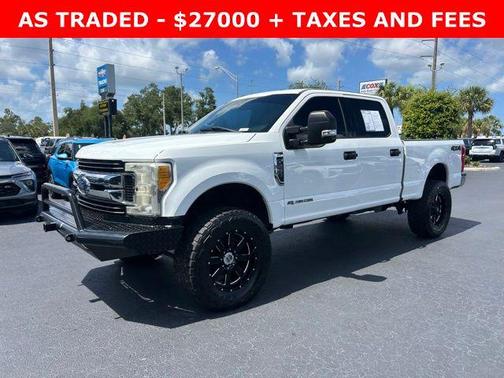Oxford White 2017 Ford F-250 XLT