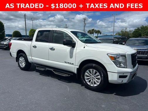 Glacier White 2021 Nissan Titan SV