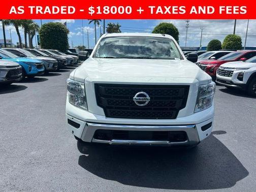 Glacier White 2021 Nissan Titan SV