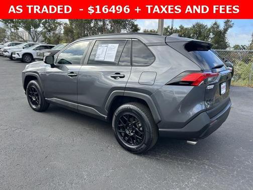 2021 Toyota RAV4 XLE