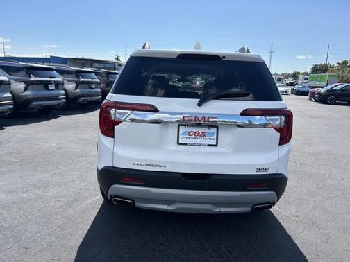 2023 GMC Acadia FWD SLT