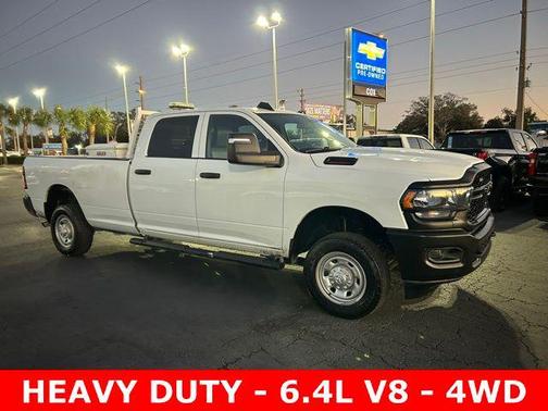 2023 RAM 2500 Tradesman Crew Cab 4x4 8' Box