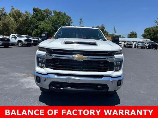 Summit White 2024 Chevrolet Silverado 3500 LT