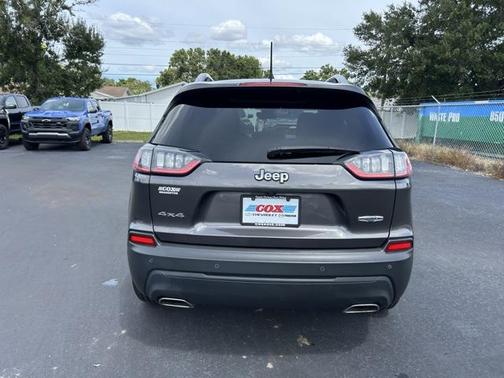 2021 Jeep Cherokee Latitude Lux