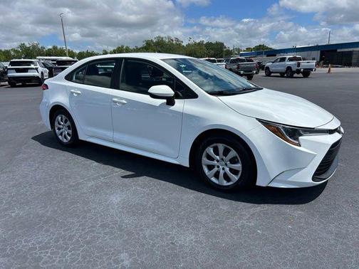 Ice 2023 Toyota Corolla LE