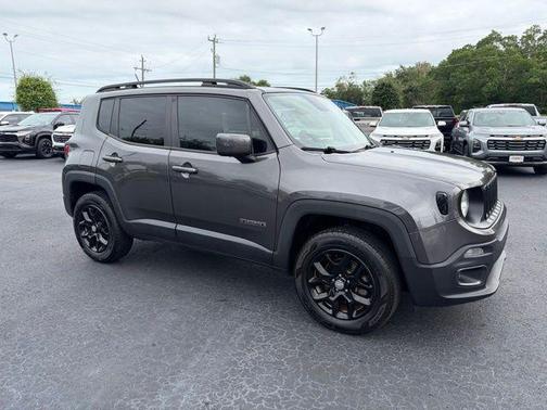 Granite Crystal Metallic Clearcoat 2017 Jeep Renegade Latitude
