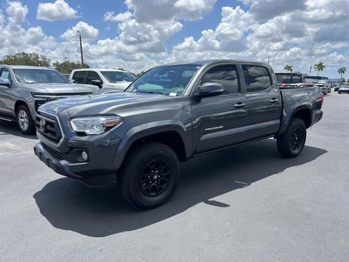 2022 Toyota Tacoma SR5