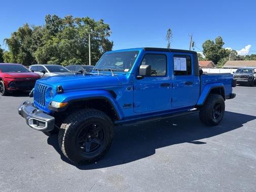 2022 Jeep Gladiator Sport S